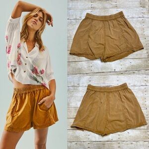 Free People Get Free Poplin Pull-on Shorts In Spiced Pecan